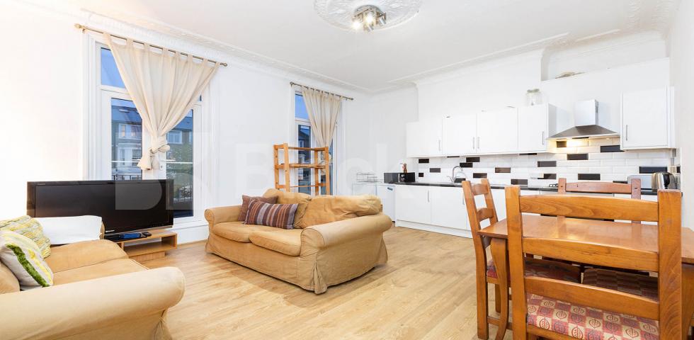 Modern and Central Apartment Shepherds Bush Road, Shepherds Bush